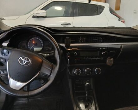 Серый Тойота Королла, объемом двигателя 1.6 л и пробегом 178 тыс. км за 10000 $, фото 1 на Automoto.ua