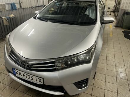 Серый Тойота Королла, объемом двигателя 1.3 л и пробегом 269 тыс. км за 7800 $, фото 1 на Automoto.ua