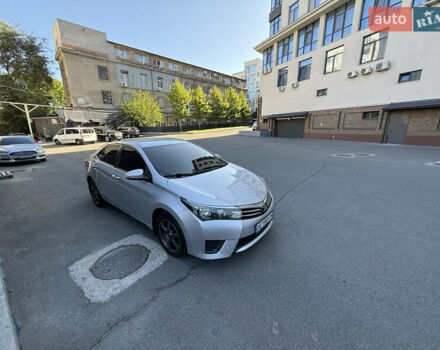 Серый Тойота Королла, объемом двигателя 1.6 л и пробегом 163 тыс. км за 10800 $, фото 1 на Automoto.ua