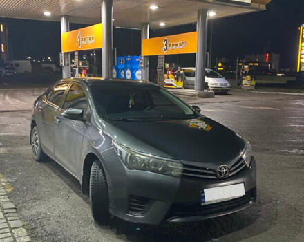 Серый Тойота Королла, объемом двигателя 1.33 л и пробегом 320 тыс. км за 8800 $, фото 1 на Automoto.ua