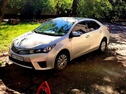 Тойота Королла 2015 у Лозовой на Automoto.ua Сірий Тойота Королла, об'ємом двигуна 1.6 л та пробігом 125 тис. км за 10000 $, фото 1 на Automoto.ua