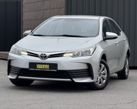 Серый Тойота Королла, объемом двигателя 1.6 л и пробегом 242 тыс. км за 10500 $, фото 1 на Automoto.ua