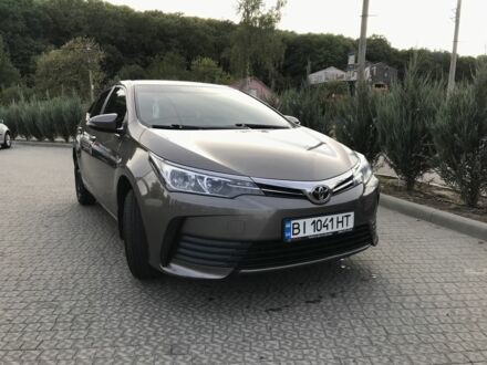 Тойота Королла 2017 у Полтаві на Automoto.ua Сірий Тойота Королла, об'ємом двигуна 1.3 л та пробігом 107 тис. км за 11200 $, фото 1 на Automoto.ua