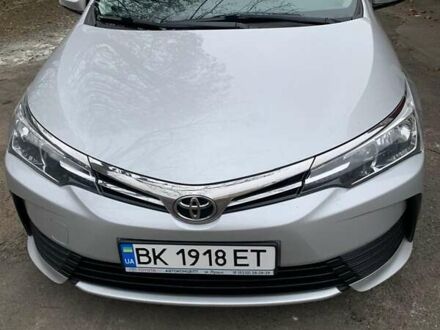 Серый Тойота Королла, объемом двигателя 1.3 л и пробегом 135 тыс. км за 10100 $, фото 1 на Automoto.ua