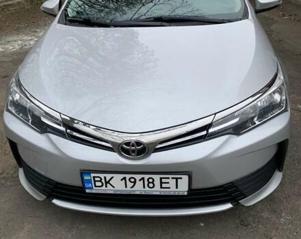 Сірий Тойота Королла, об'ємом двигуна 1.3 л та пробігом 135 тис. км за 10100 $, фото 1 на Automoto.ua