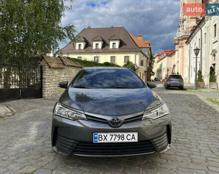 Сірий Тойота Королла, об'ємом двигуна 1.33 л та пробігом 59 тис. км за 12000 $, фото 1 на Automoto.ua
