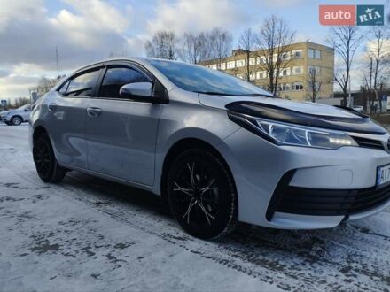 Тойота Королла 2017 в Белой Церкве на Automoto.ua Серый Тойота Королла, объемом двигателя 1.6 л и пробегом 242 тыс. км за 13599 $, фото 1 на Automoto.ua