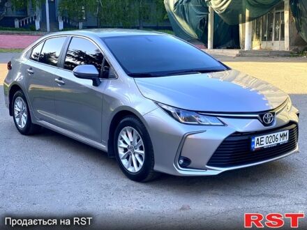 Тойота Королла 2019 в Днепре (Днепропетровске) на Automoto.ua Серый Тойота Королла, объемом двигателя 1.6 л и пробегом 27 тыс. км за 19499 $, фото 1 на Automoto.ua