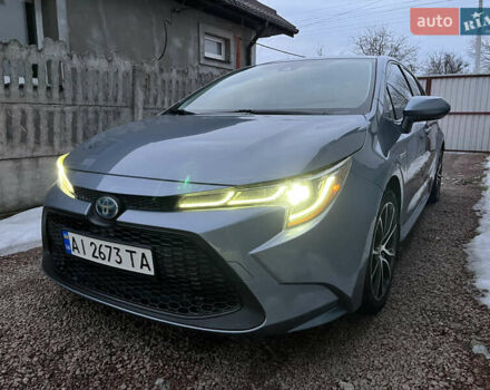 Серый Тойота Королла, объемом двигателя 1.8 л и пробегом 137 тыс. км за 19999 $, фото 1 на Automoto.ua