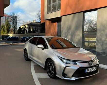 Серый Тойота Королла, объемом двигателя 1.6 л и пробегом 100 тыс. км за 16199 $, фото 1 на Automoto.ua