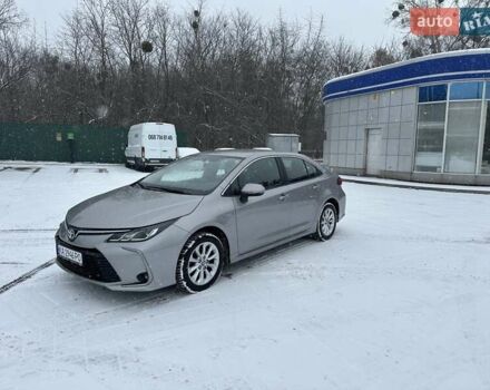 Сірий Тойота Королла, об'ємом двигуна 1.8 л та пробігом 200 тис. км за 18000 $, фото 1 на Automoto.ua