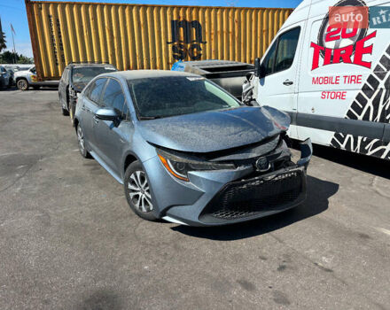 Сірий Тойота Королла, об'ємом двигуна 1.8 л та пробігом 140 тис. км за 13500 $, фото 1 на Automoto.ua