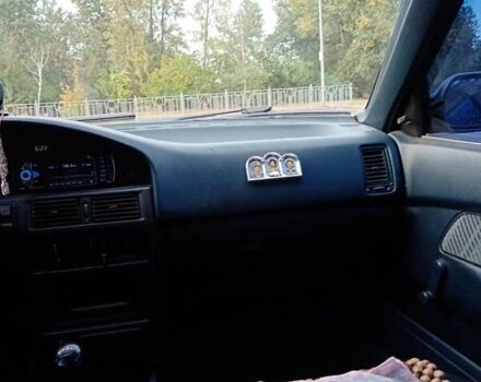 Синий Тойота Королла, объемом двигателя 1.3 л и пробегом 303 тыс. км за 2000 $, фото 9 на Automoto.ua