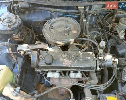 Синий Тойота Королла, объемом двигателя 1.3 л и пробегом 500 тыс. км за 1299 $, фото 5 на Automoto.ua