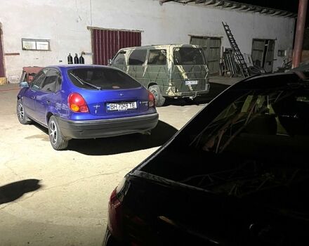 Синій Тойота Королла, об'ємом двигуна 1.6 л та пробігом 300 тис. км за 2250 $, фото 1 на Automoto.ua