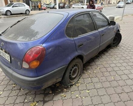 Синий Тойота Королла, объемом двигателя 1.5 л и пробегом 300 тыс. км за 1100 $, фото 1 на Automoto.ua