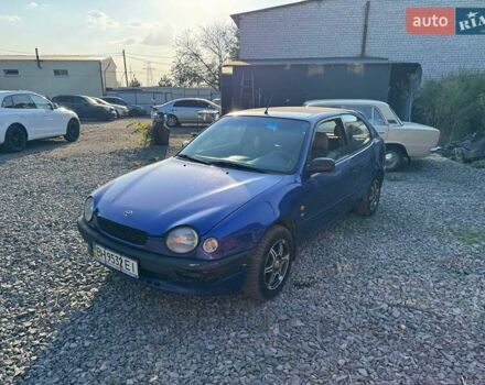 Синій Тойота Королла, об'ємом двигуна 1.6 л та пробігом 250 тис. км за 2900 $, фото 9 на Automoto.ua