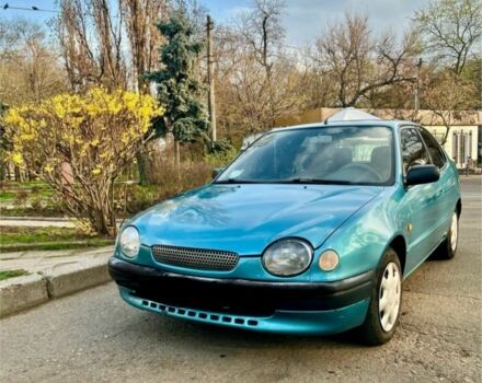 Синий Тойота Королла, объемом двигателя 1.3 л и пробегом 290 тыс. км за 3200 $, фото 3 на Automoto.ua