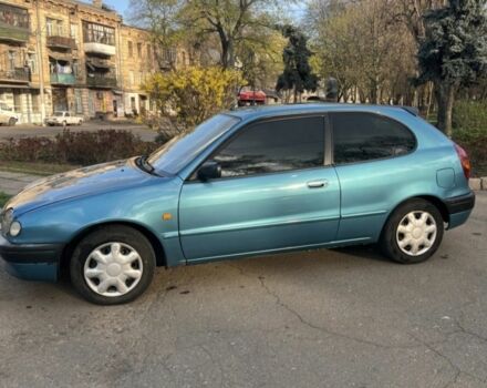 Синий Тойота Королла, объемом двигателя 1.3 л и пробегом 290 тыс. км за 3200 $, фото 4 на Automoto.ua