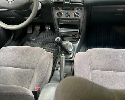 Синій Тойота Королла, об'ємом двигуна 1.4 л та пробігом 395 тис. км за 3100 $, фото 12 на Automoto.ua