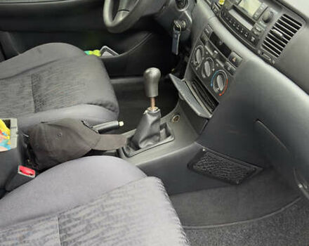 Синий Тойота Королла, объемом двигателя 1.6 л и пробегом 308 тыс. км за 3600 $, фото 6 на Automoto.ua