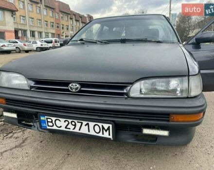 Синий Тойота Королла, объемом двигателя 1.3 л и пробегом 372 тыс. км за 1900 $, фото 1 на Automoto.ua