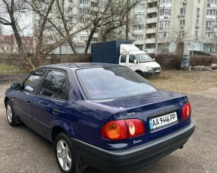 Синий Тойота Королла, объемом двигателя 1.4 л и пробегом 300 тыс. км за 1999 $, фото 2 на Automoto.ua