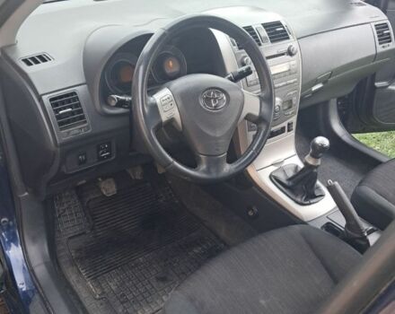 Синий Тойота Королла, объемом двигателя 1.6 л и пробегом 274 тыс. км за 5500 $, фото 4 на Automoto.ua