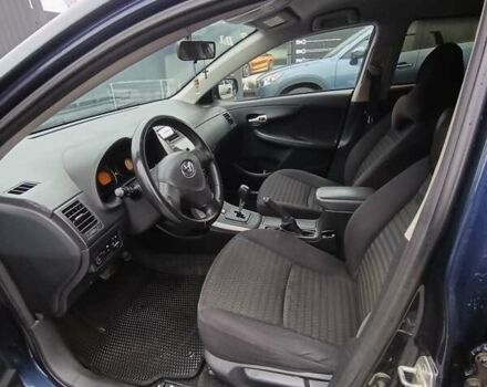 Синий Тойота Королла, объемом двигателя 1.6 л и пробегом 261 тыс. км за 7200 $, фото 5 на Automoto.ua