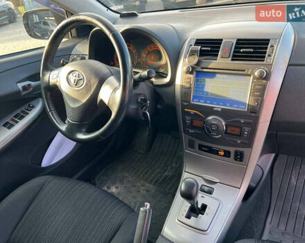 Синій Тойота Королла, об'ємом двигуна 1.6 л та пробігом 198 тис. км за 8690 $, фото 38 на Automoto.ua