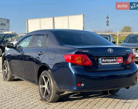 Синій Тойота Королла, об'ємом двигуна 1.6 л та пробігом 198 тис. км за 8690 $, фото 5 на Automoto.ua