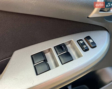 Синій Тойота Королла, об'ємом двигуна 1.6 л та пробігом 198 тис. км за 8690 $, фото 14 на Automoto.ua