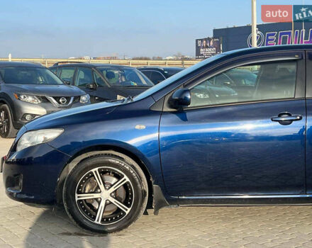 Синій Тойота Королла, об'ємом двигуна 1.6 л та пробігом 198 тис. км за 8690 $, фото 2 на Automoto.ua