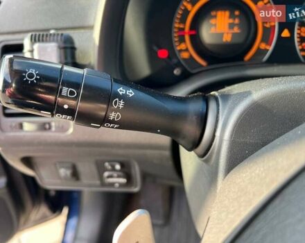 Синій Тойота Королла, об'ємом двигуна 1.6 л та пробігом 198 тис. км за 8690 $, фото 23 на Automoto.ua