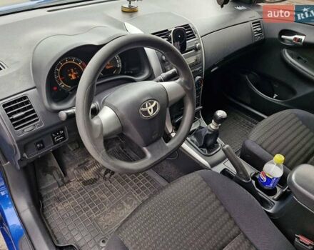 Синий Тойота Королла, объемом двигателя 1.3 л и пробегом 160 тыс. км за 7499 $, фото 17 на Automoto.ua