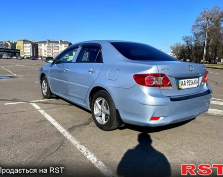 Синий Тойота Королла, объемом двигателя 1.3 л и пробегом 251 тыс. км за 5500 $, фото 1 на Automoto.ua