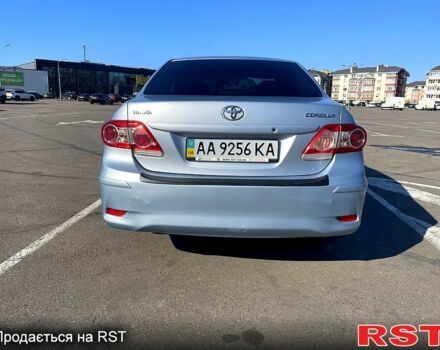 Синий Тойота Королла, объемом двигателя 1.3 л и пробегом 251 тыс. км за 5500 $, фото 3 на Automoto.ua