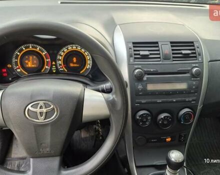 Синий Тойота Королла, объемом двигателя 1.33 л и пробегом 189 тыс. км за 7500 $, фото 10 на Automoto.ua