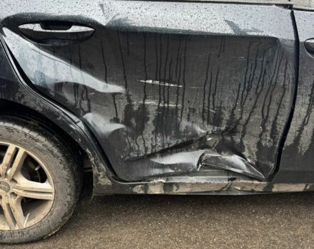 Синий Тойота Королла, объемом двигателя 1.3 л и пробегом 200 тыс. км за 7500 $, фото 4 на Automoto.ua