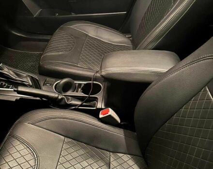 Синий Тойота Королла, объемом двигателя 1.8 л и пробегом 180 тыс. км за 10999 $, фото 6 на Automoto.ua