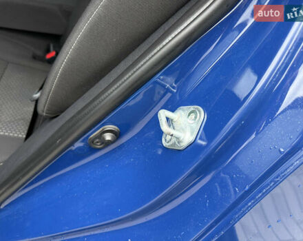 Синий Тойота Королла, объемом двигателя 1.59 л и пробегом 198 тыс. км за 10999 $, фото 25 на Automoto.ua