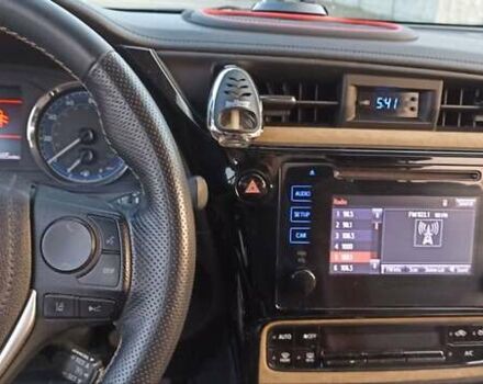 Синій Тойота Королла, об'ємом двигуна 1.8 л та пробігом 117 тис. км за 14000 $, фото 22 на Automoto.ua