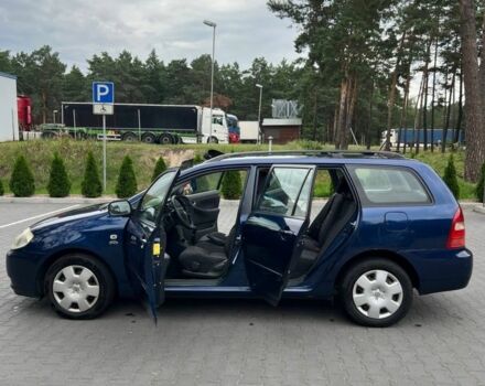 Синій Тойота Королла, об'ємом двигуна 2 л та пробігом 427 тис. км за 4000 $, фото 13 на Automoto.ua