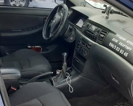 Синій Тойота Королла, об'ємом двигуна 2 л та пробігом 380 тис. км за 4500 $, фото 5 на Automoto.ua