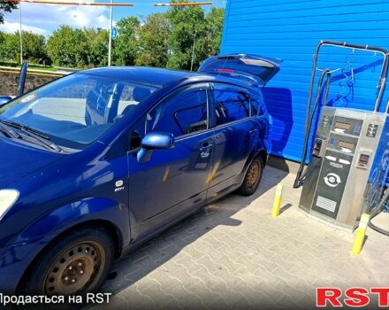 Синий Тойота Королла, объемом двигателя 1.6 л и пробегом 326 тыс. км за 5000 $, фото 5 на Automoto.ua