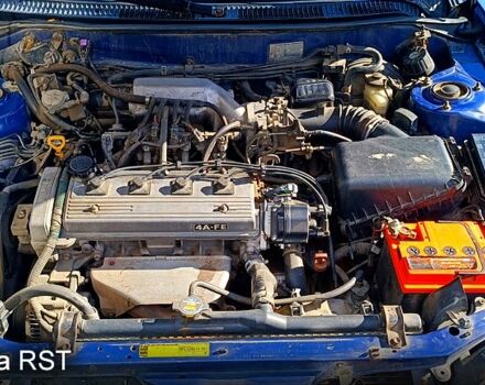 Синий Тойота Королла, объемом двигателя 1.6 л и пробегом 350 тыс. км за 3200 $, фото 6 на Automoto.ua