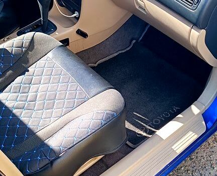 Синий Тойота Королла, объемом двигателя 1.6 л и пробегом 350 тыс. км за 3200 $, фото 3 на Automoto.ua