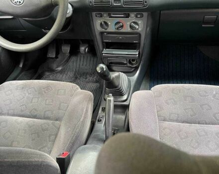 Синій Тойота Королла, об'ємом двигуна 1.4 л та пробігом 395 тис. км за 3100 $, фото 7 на Automoto.ua