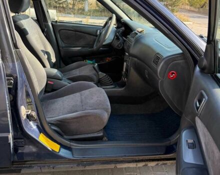 Синій Тойота Королла, об'ємом двигуна 1.4 л та пробігом 395 тис. км за 3100 $, фото 8 на Automoto.ua