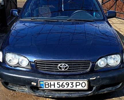 Синий Тойота Королла, объемом двигателя 1.6 л и пробегом 200 тыс. км за 2700 $, фото 1 на Automoto.ua